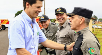 “A mão do governo continuará forte contra o crime”, diz Daniel Vilela durante entregas para segurança pública